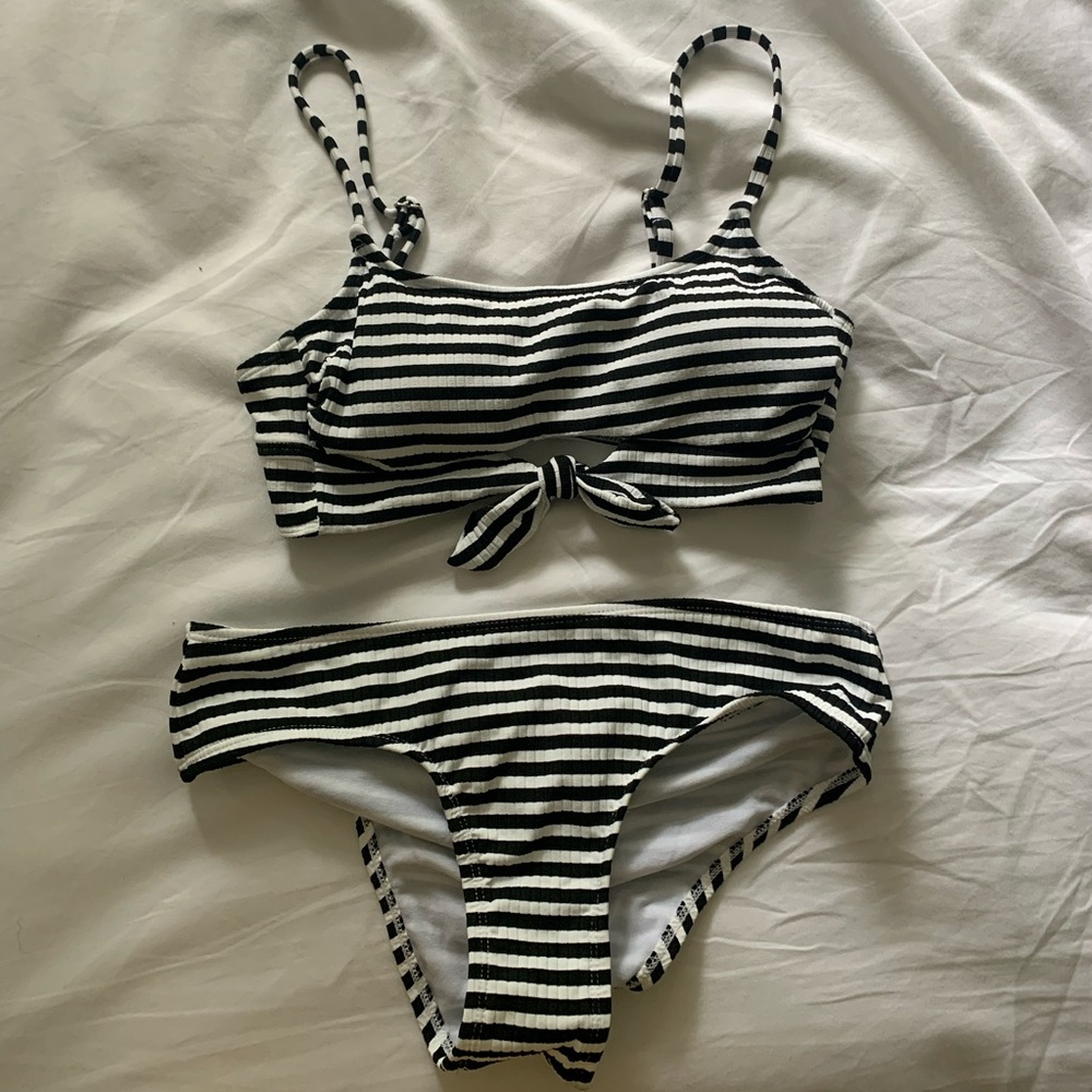 new xhilaration swim suit / matching top&bottom